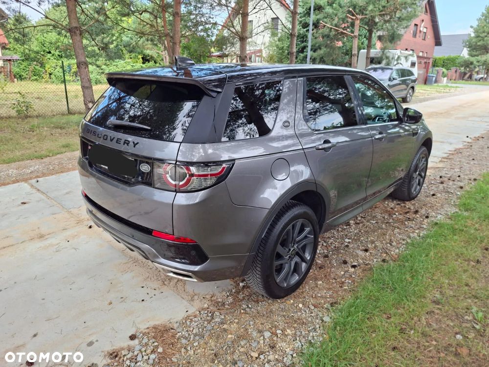 Land Rover Discovery Sport 2017 photo 4