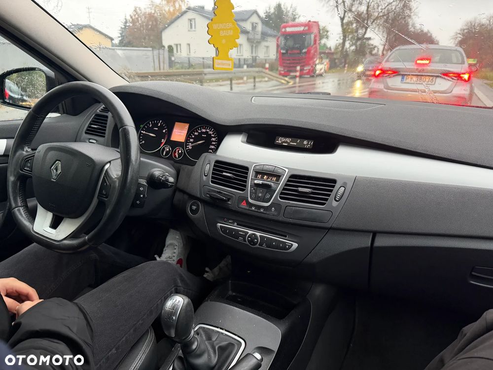 Renault Laguna 2.0 DCi Expression - 24