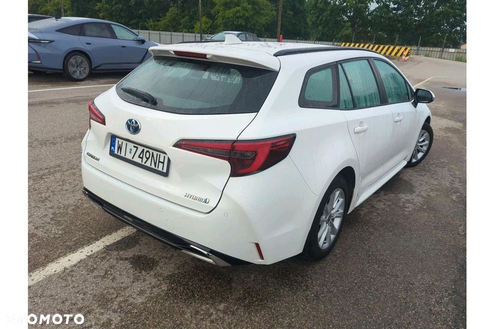 Toyota Corolla 1.8 Hybrid Comfort - 3