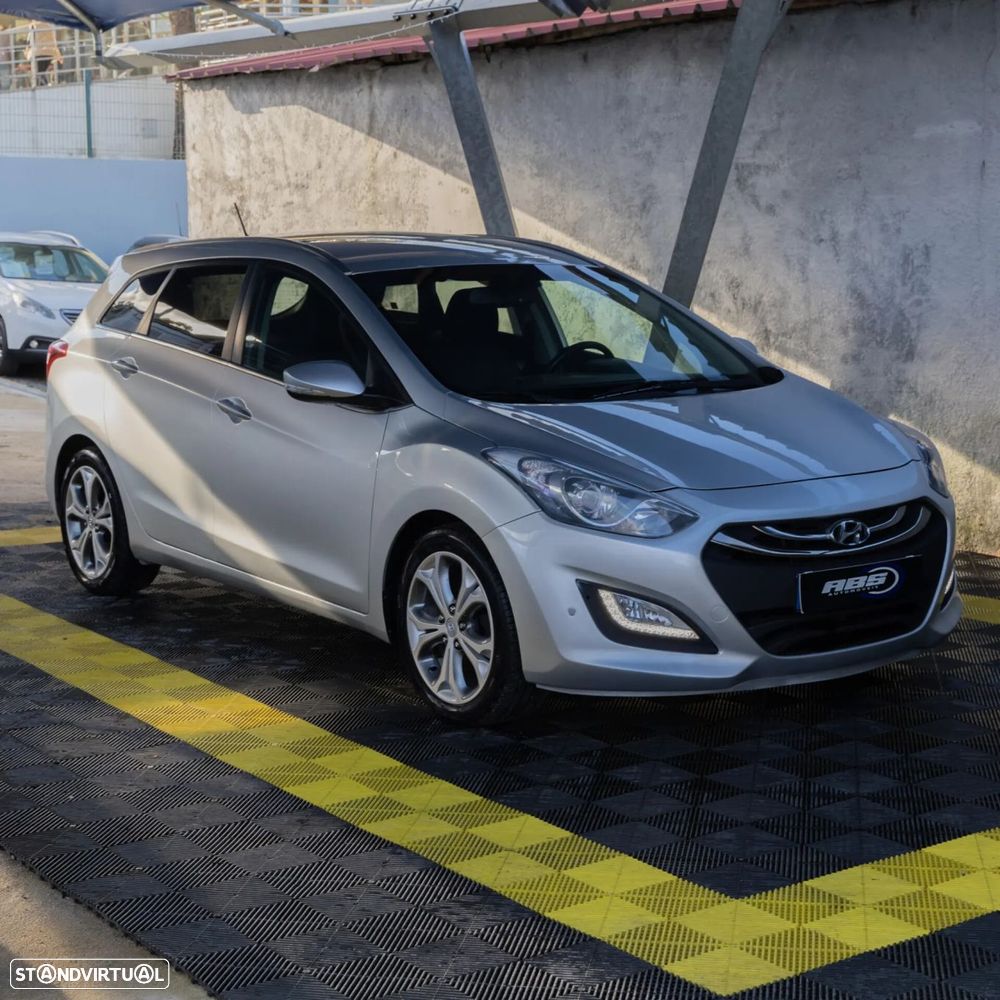 Hyundai i30 SW 1.6 CRDi Style J17 - 4