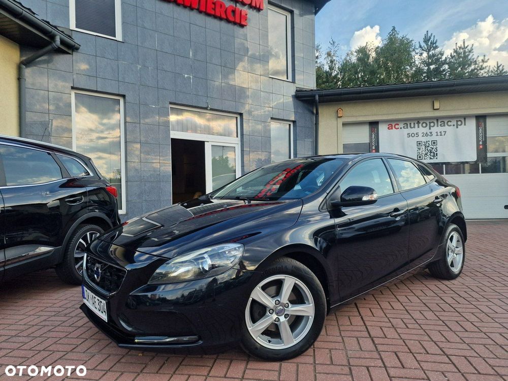 Volvo V40 D2 You - 3