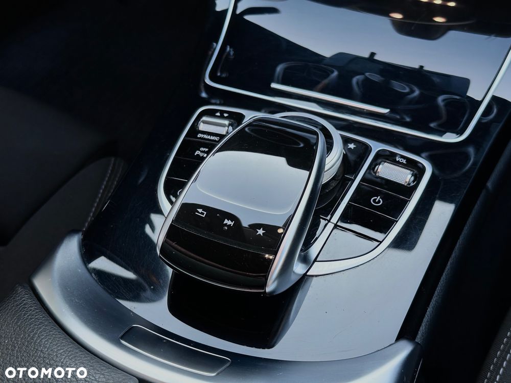 Mercedes-Benz Klasa C 220 d T 9G-TRONIC - 18