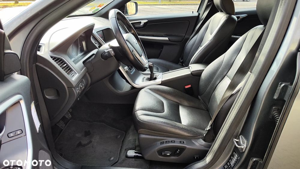 Volvo XC 60 D3 Summum - 19