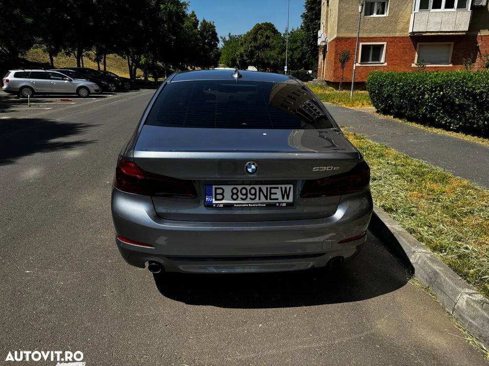 BMW Seria 5 520i AT - 5