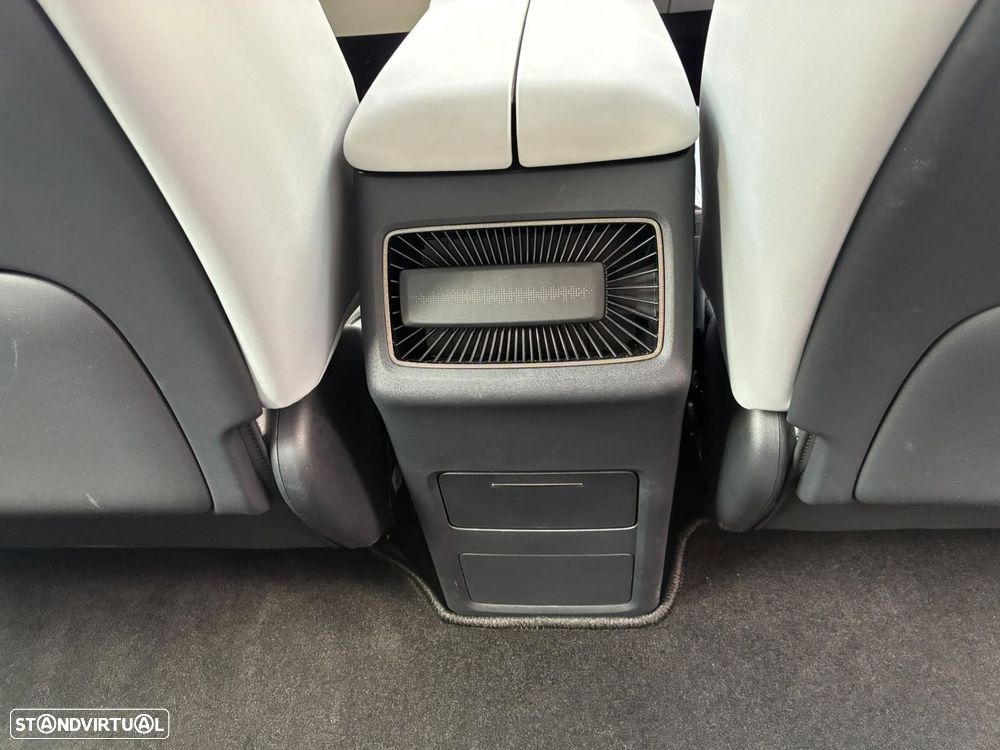 Voyah Courage 80 kWh Exclusive - 38