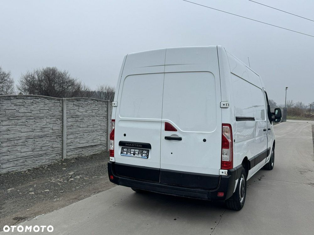 Renault Master - 18
