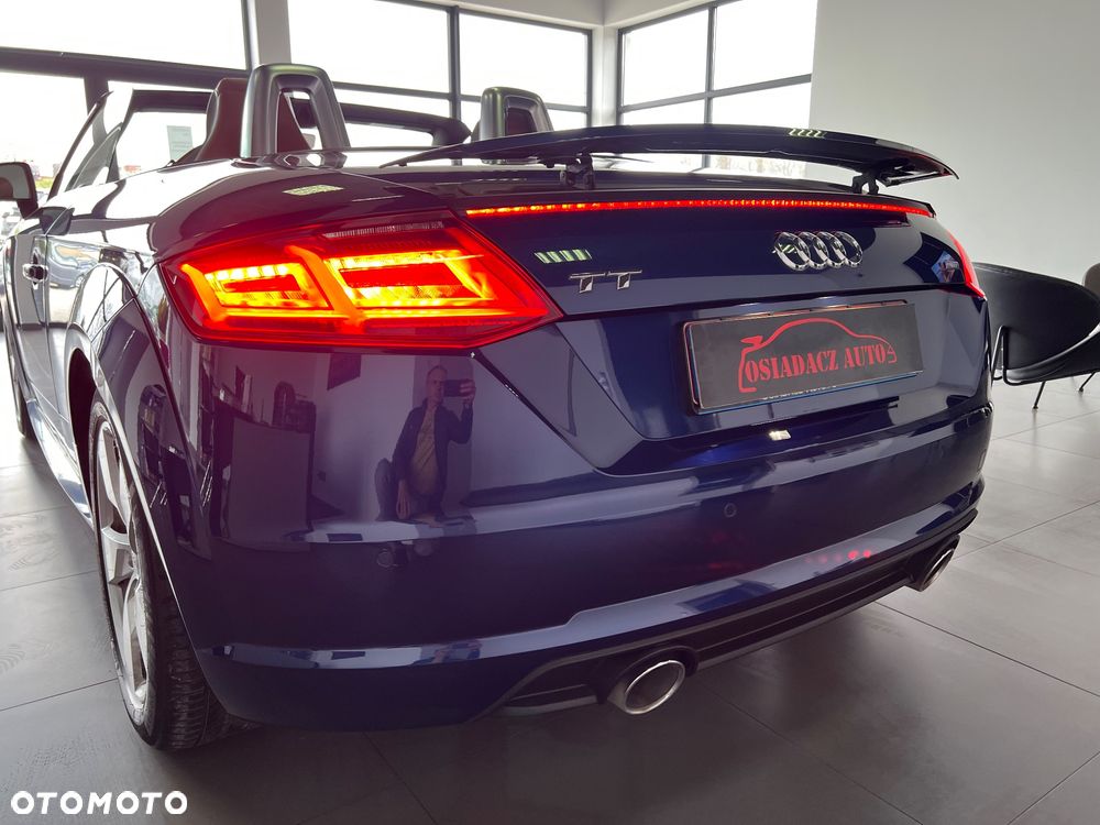 Audi TT Roadster - 5