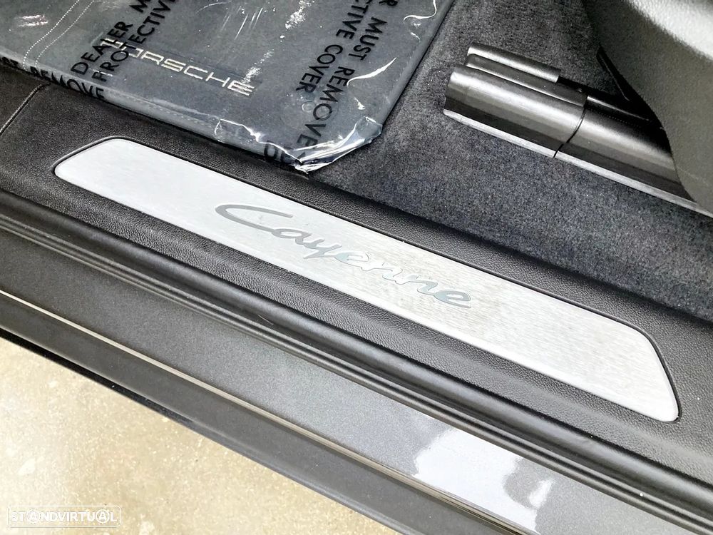 Porsche Cayenne E-Hybrid - 23