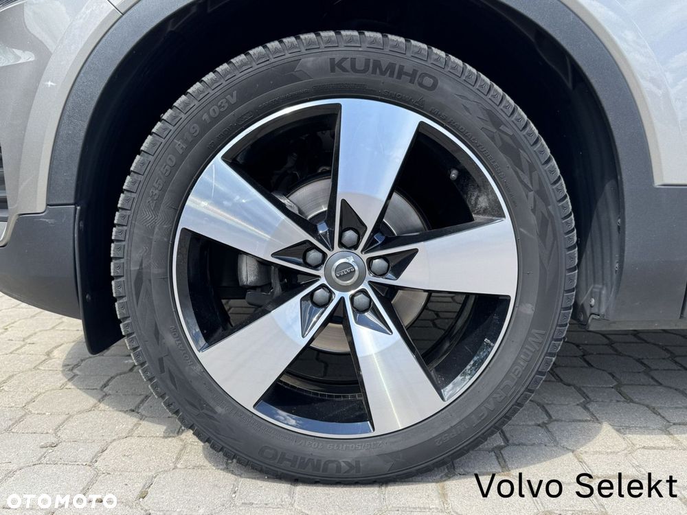 Volvo XC 40 T3 Momentum Pro - 27