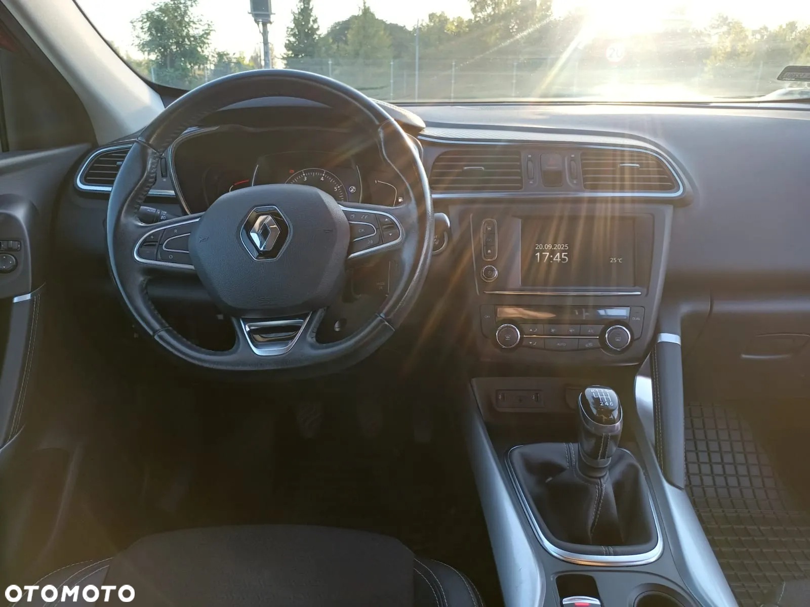 Renault Kadjar 1.2 Energy TCe Intens - 17