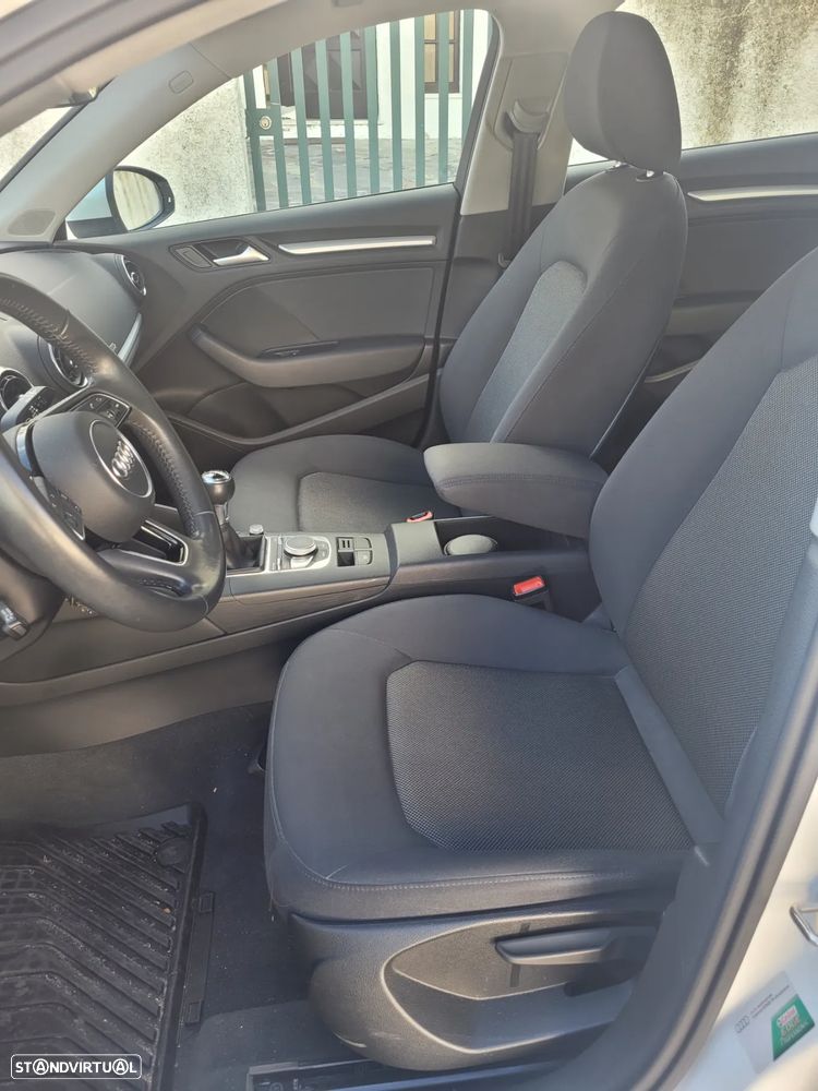 Audi A3 Sportback 1.6 TDI - 4