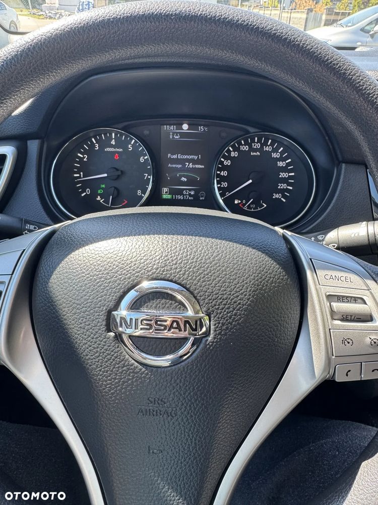 Nissan Qashqai 1.2 DIG-T Visia Xtronic - 15