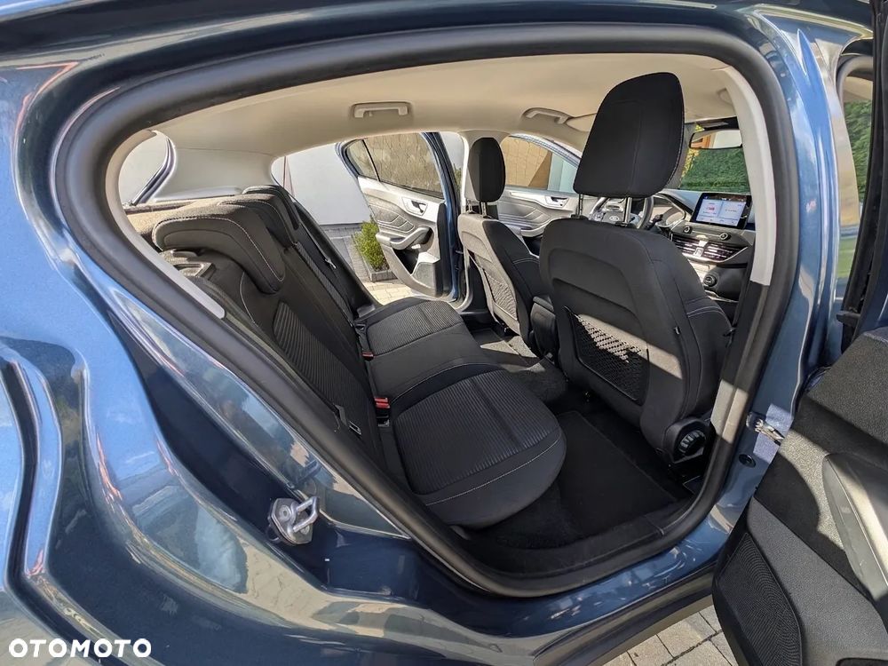 Ford Focus - 12
