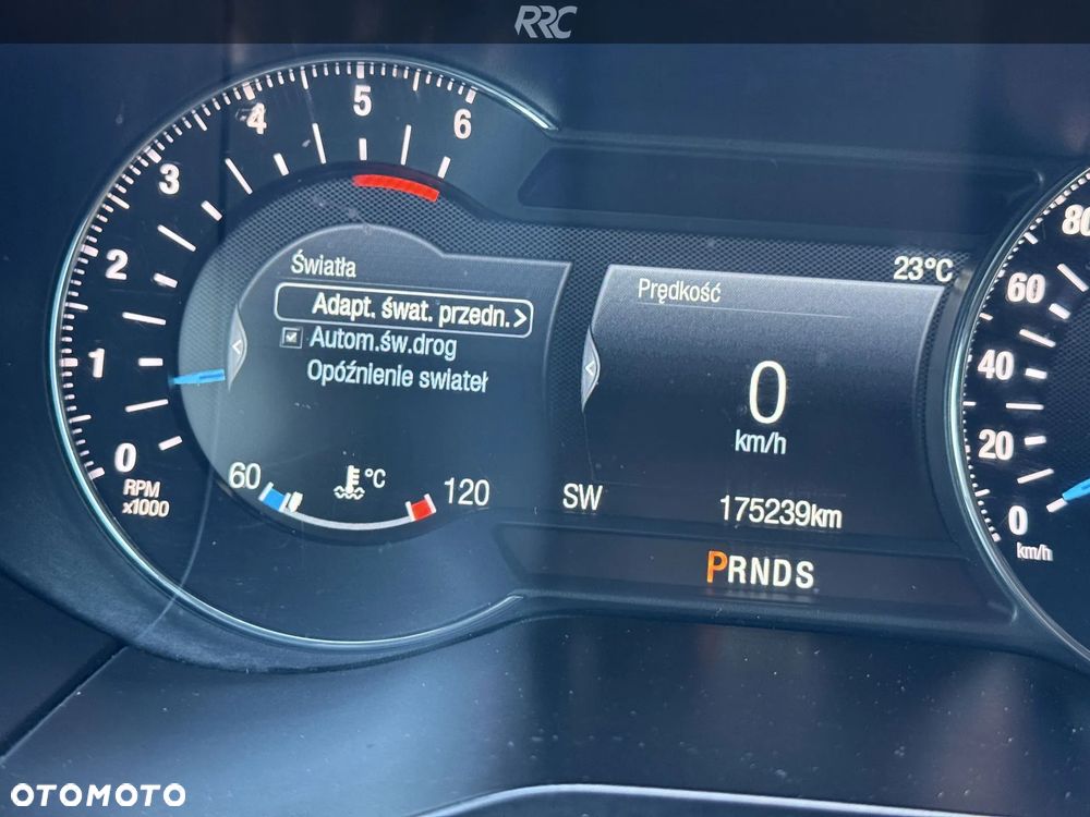Ford S-Max 2.0 TDCi Titanium PowerShift - 33