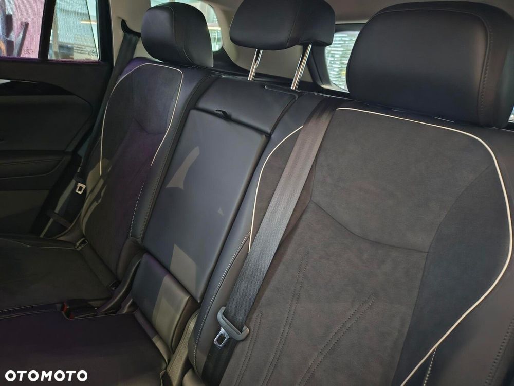 Volkswagen Tayron 1.5 eTSI mHEV Elegance DSG - 13