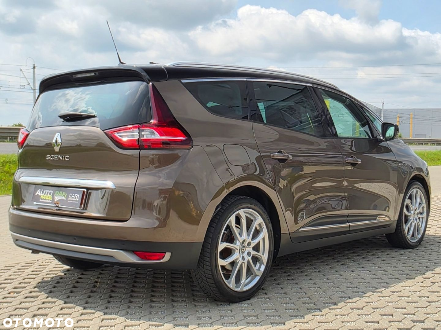 Renault Grand Scenic - 6