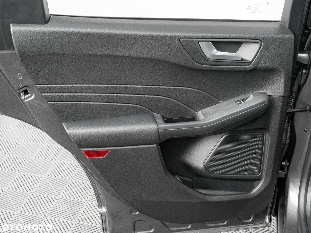 Ford Kuga 1.5 EcoBoost FWD Titanium - 23