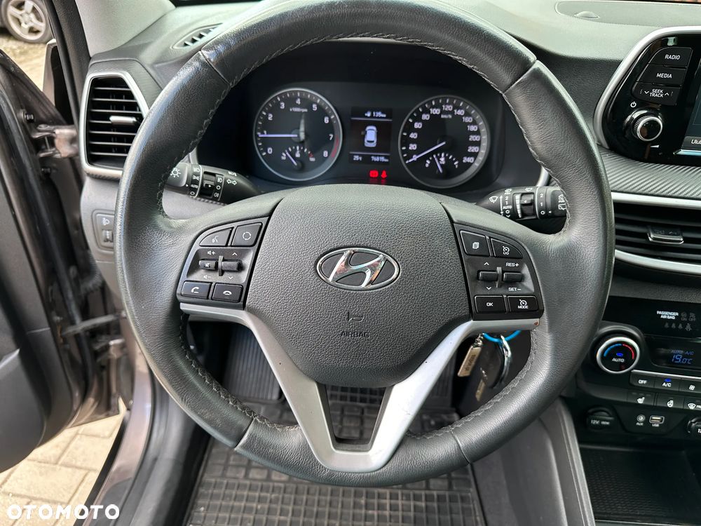 Hyundai Tucson - 8
