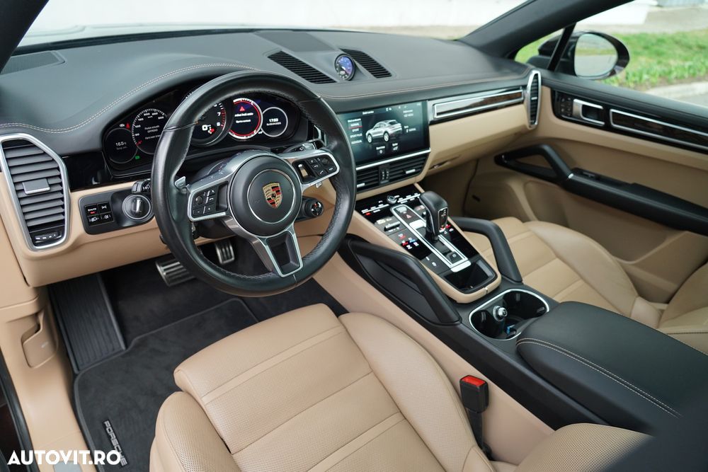 Porsche Cayenne Coupe S - 9