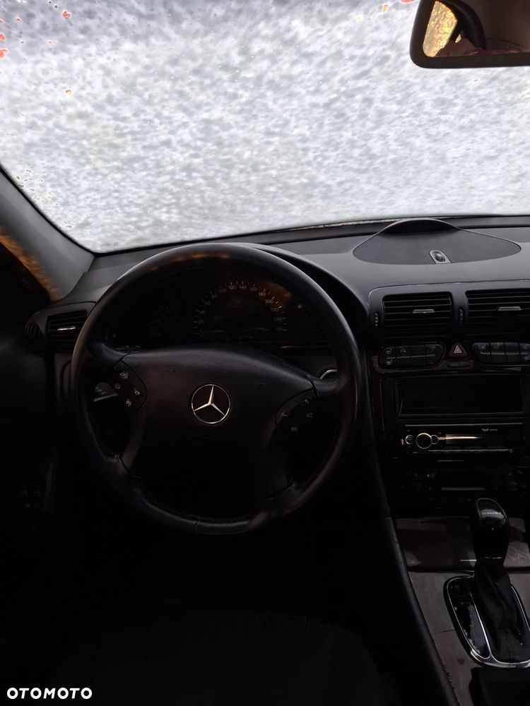 Mercedes-Benz Klasa C - 21