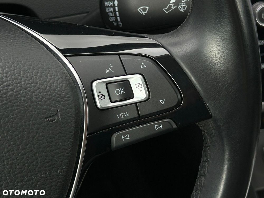 Volkswagen Passat 2.0 TDI SCR Trendline - 23