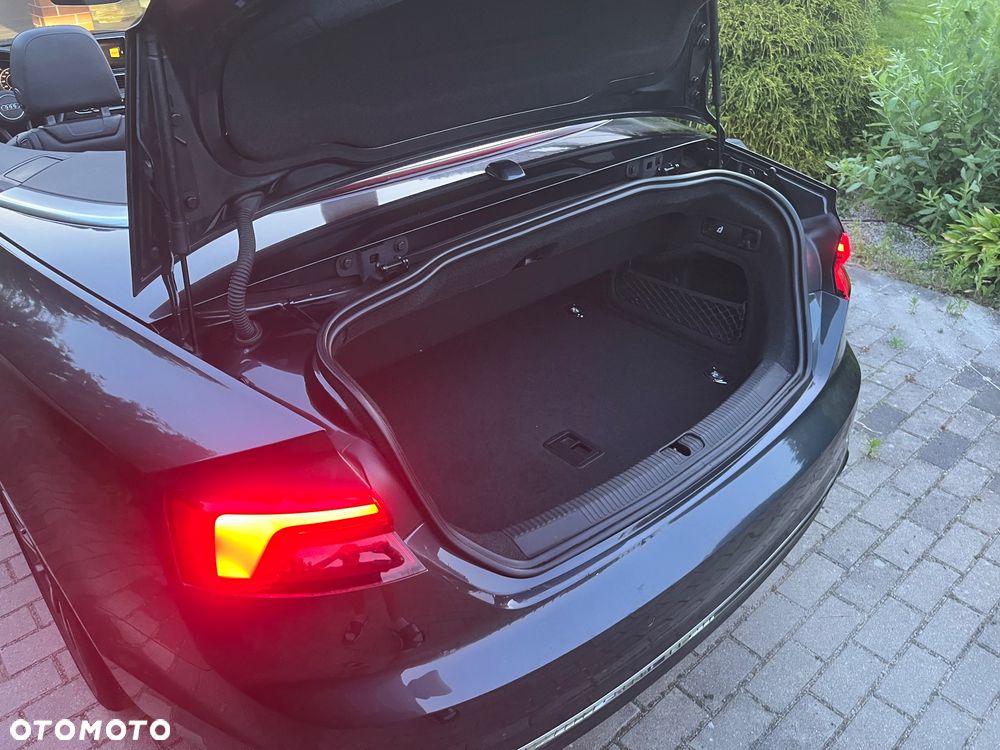 Audi A5 Cabrio 2.0 TFSI quattro S tronic design - 35