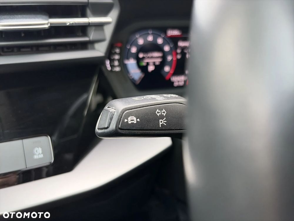 Audi A3 Sportback 35 TFSI mHEV S tronic - 24