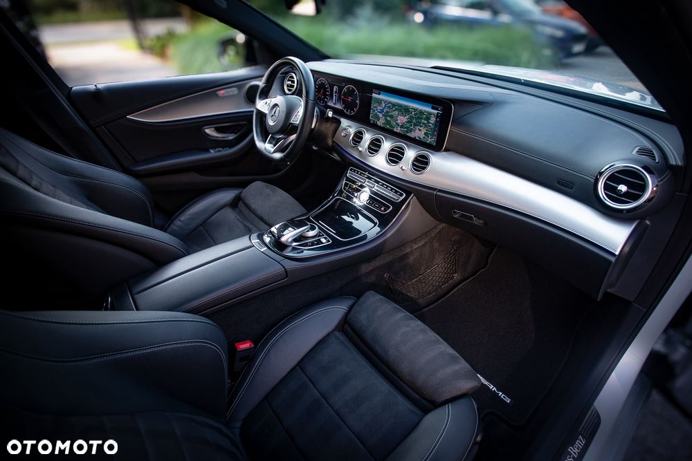 Mercedes-Benz Klasa E 220 d 9G-TRONIC - 17