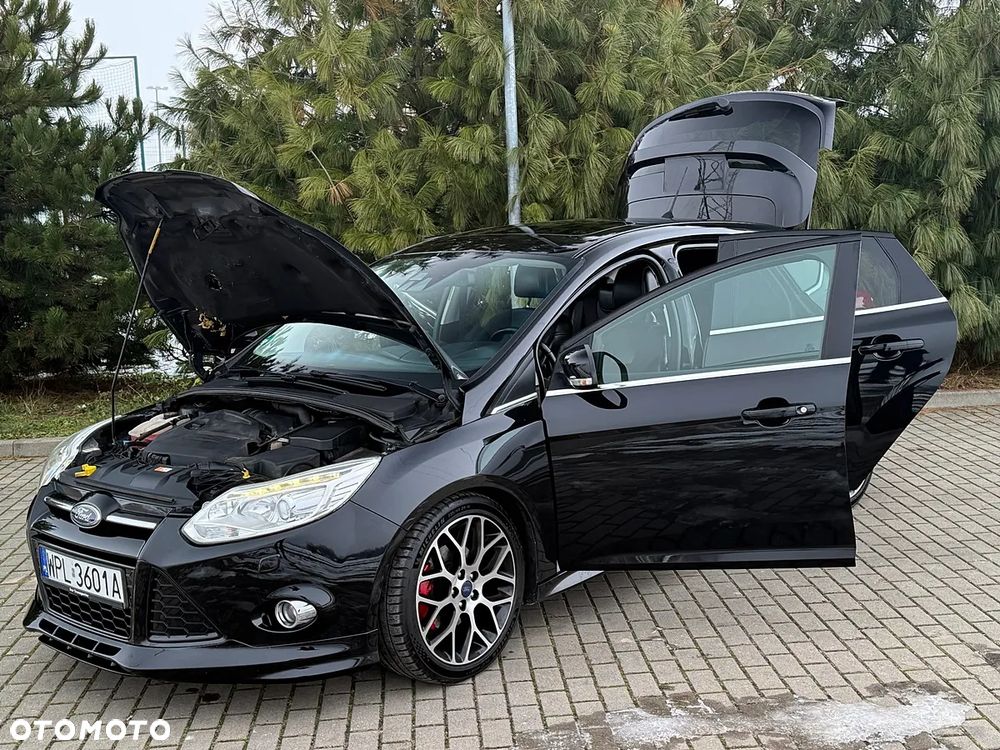 Ford Focus 1.6 EcoBoost Titanium - 37