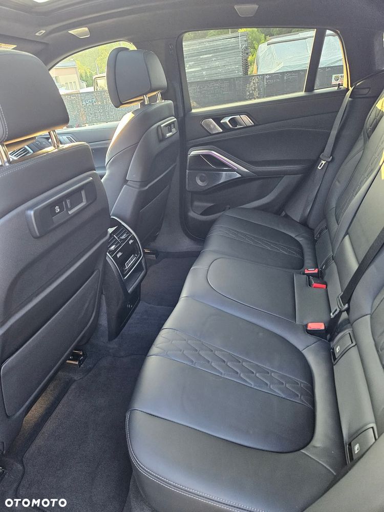 BMW X6 M50i - 3