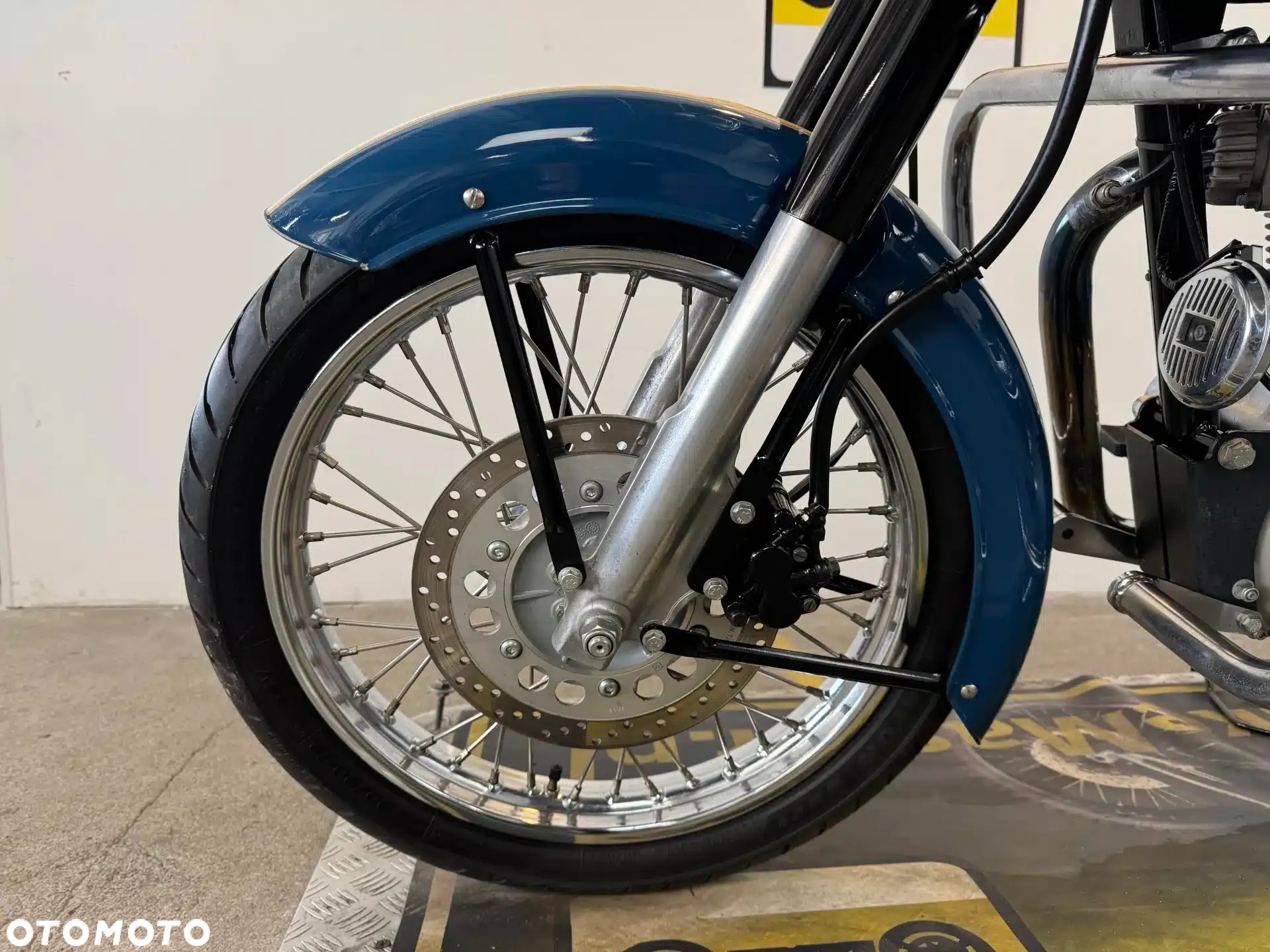 Royal Enfield Bullet - 18