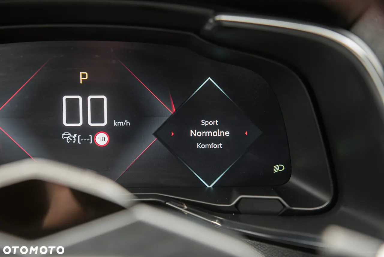 DS Automobiles DS 7 Crossback 1.6 PureTech Performance Line + - 22