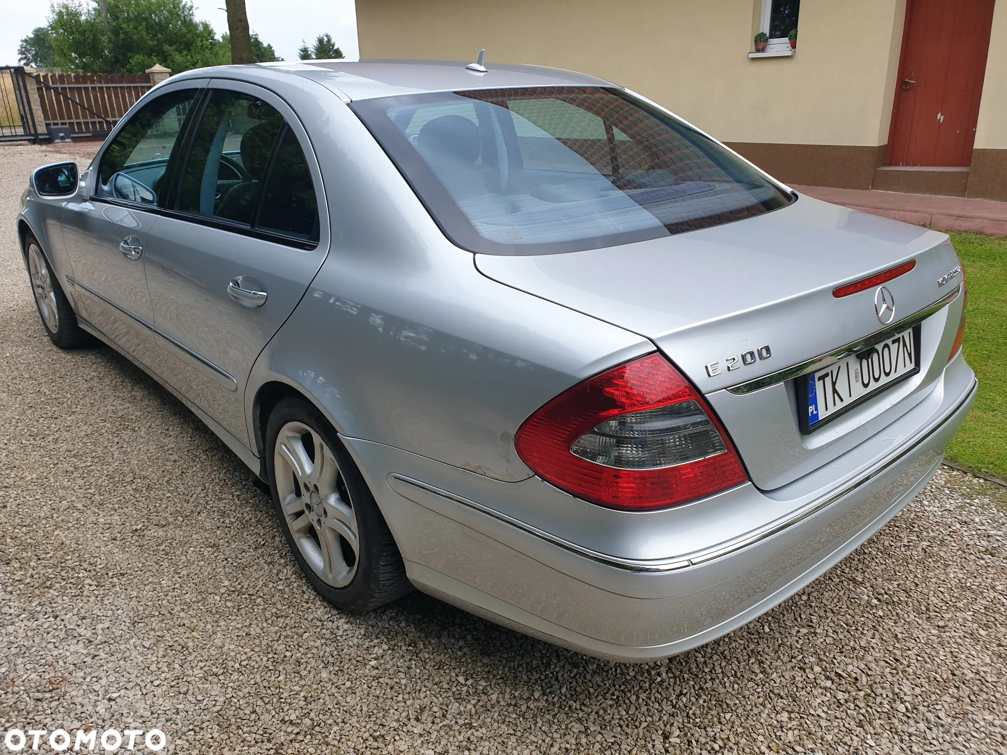 Mercedes-Benz Klasa E - 8