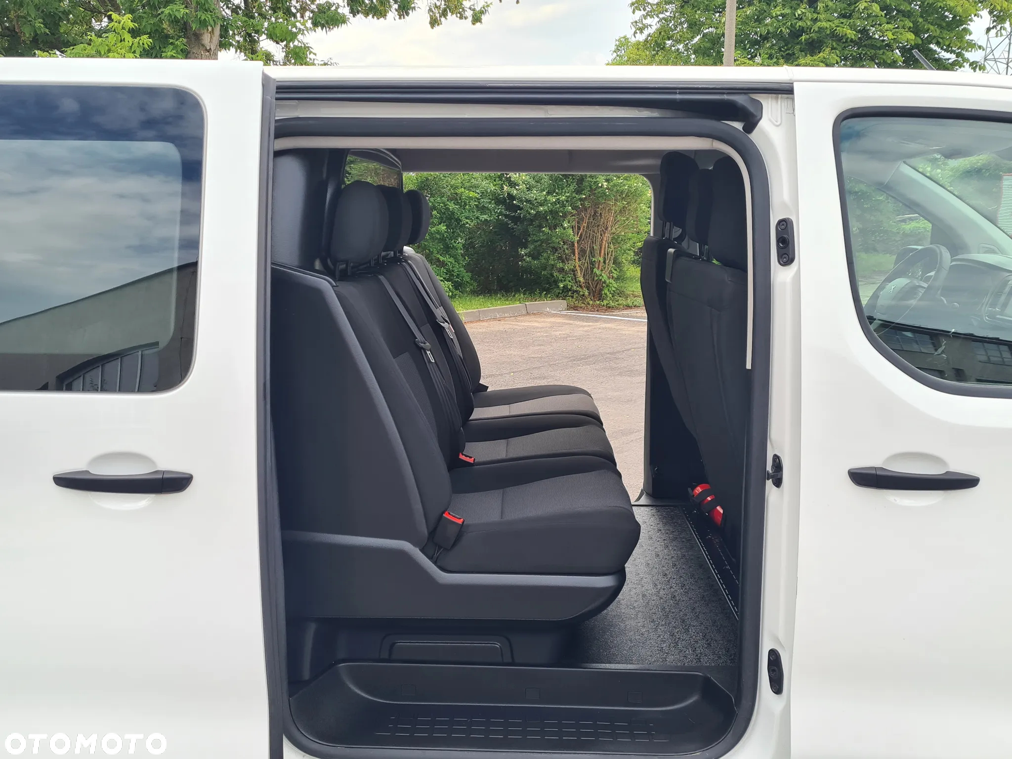 Peugeot Expert 2.0 BlueHDi Standard 3,0t Premium (bryg.) - 10