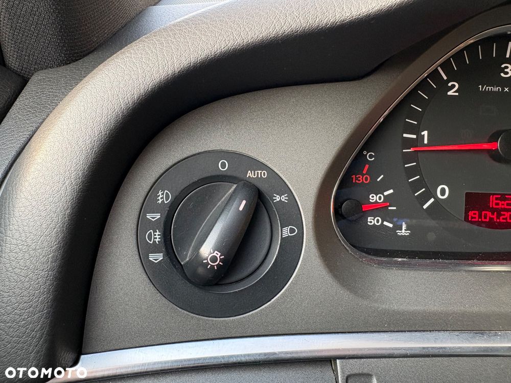 Audi A6 Avant 3.0 TDI tiptronic DPF quattro - 14