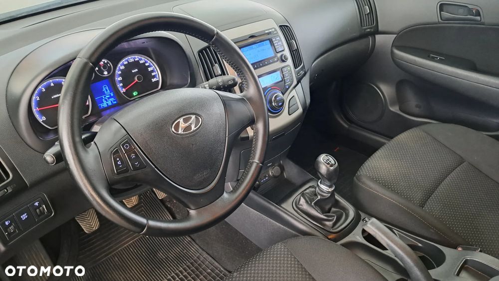 Hyundai i30 1.4 Comfort - 12