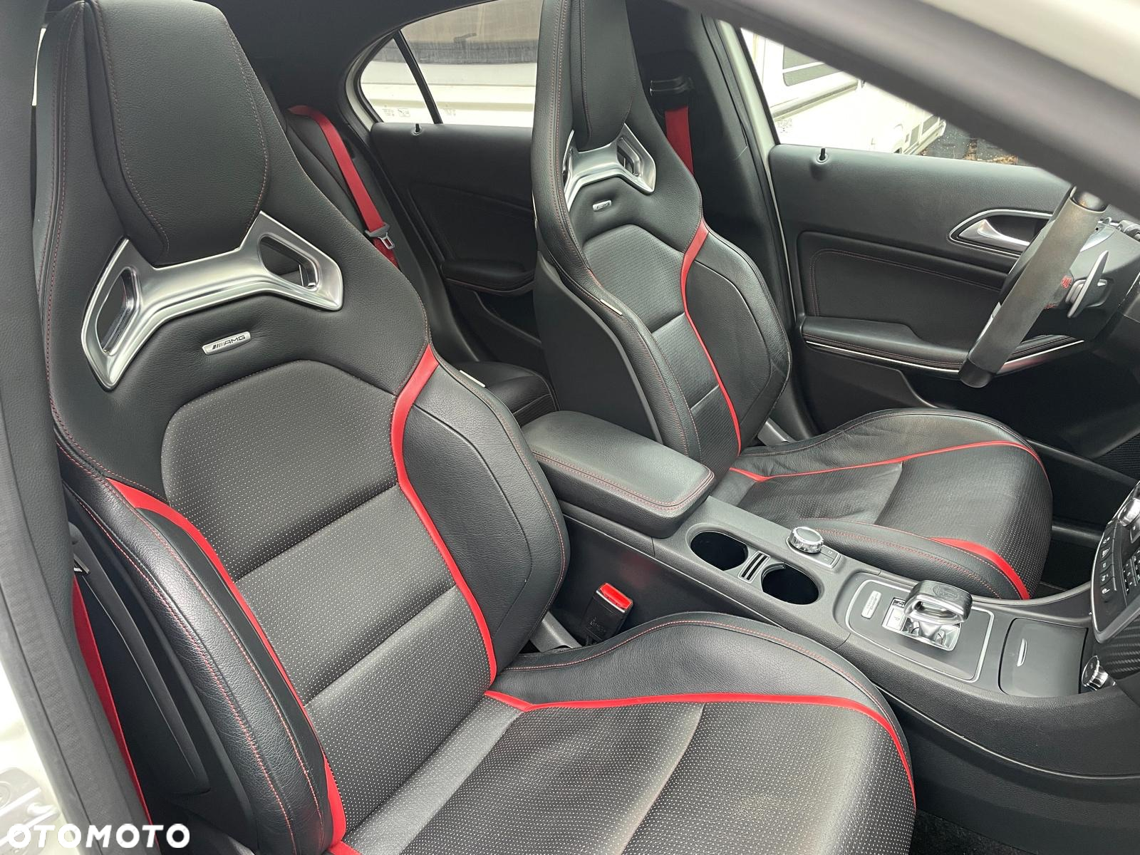 Mercedes-Benz Klasa A 45 AMG 4-Matic - 29