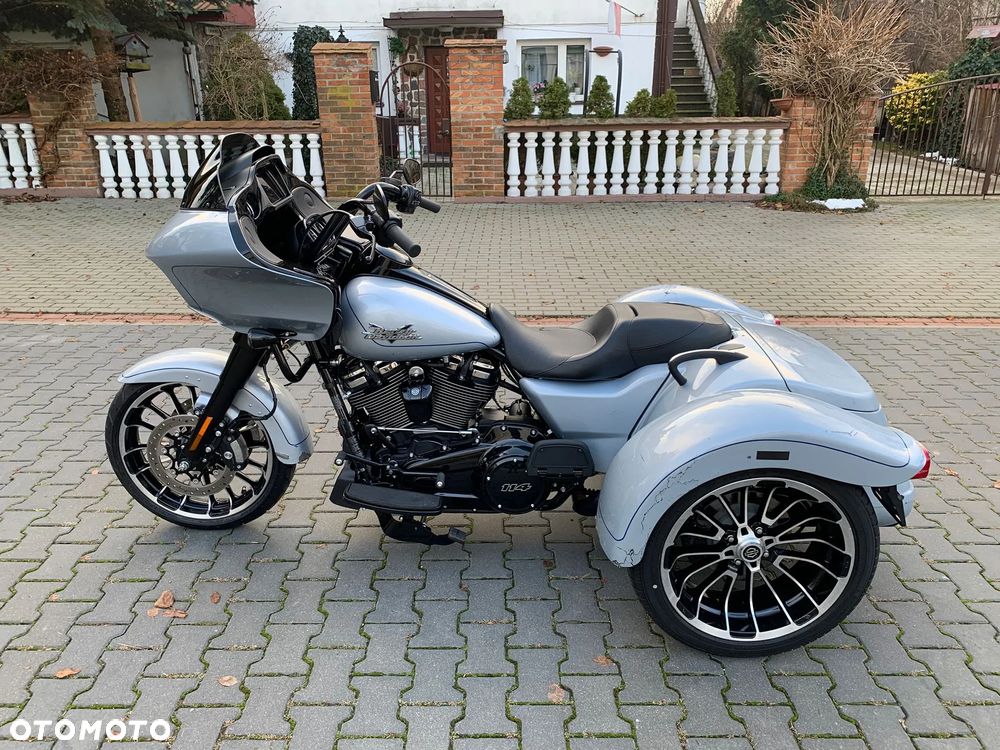 Harley-Davidson Tri Glide - 18