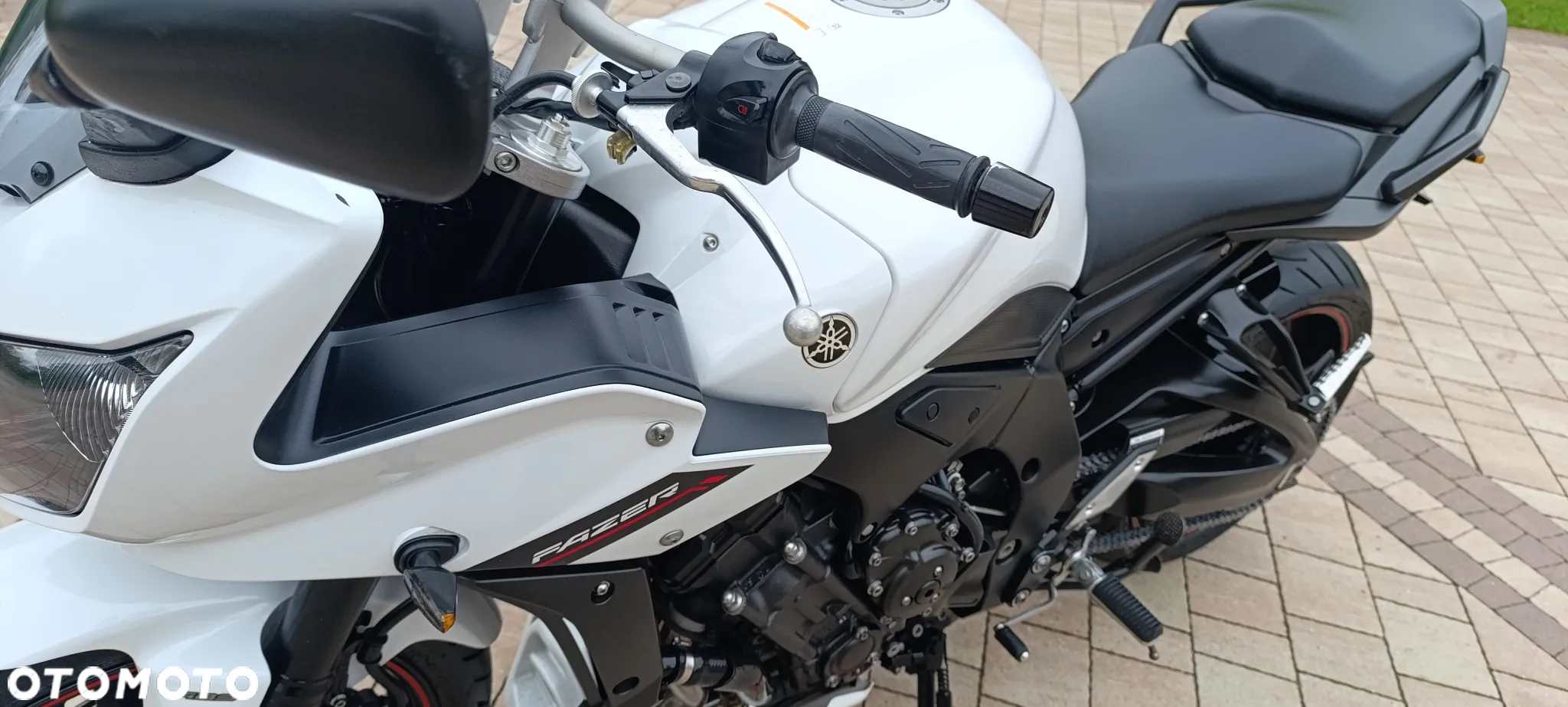 Yamaha FZ - 15