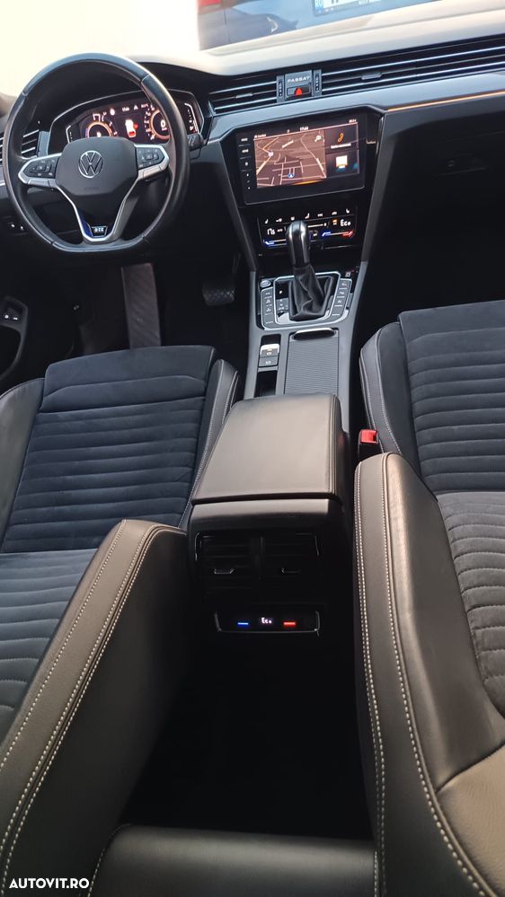 Volkswagen Passat - 9