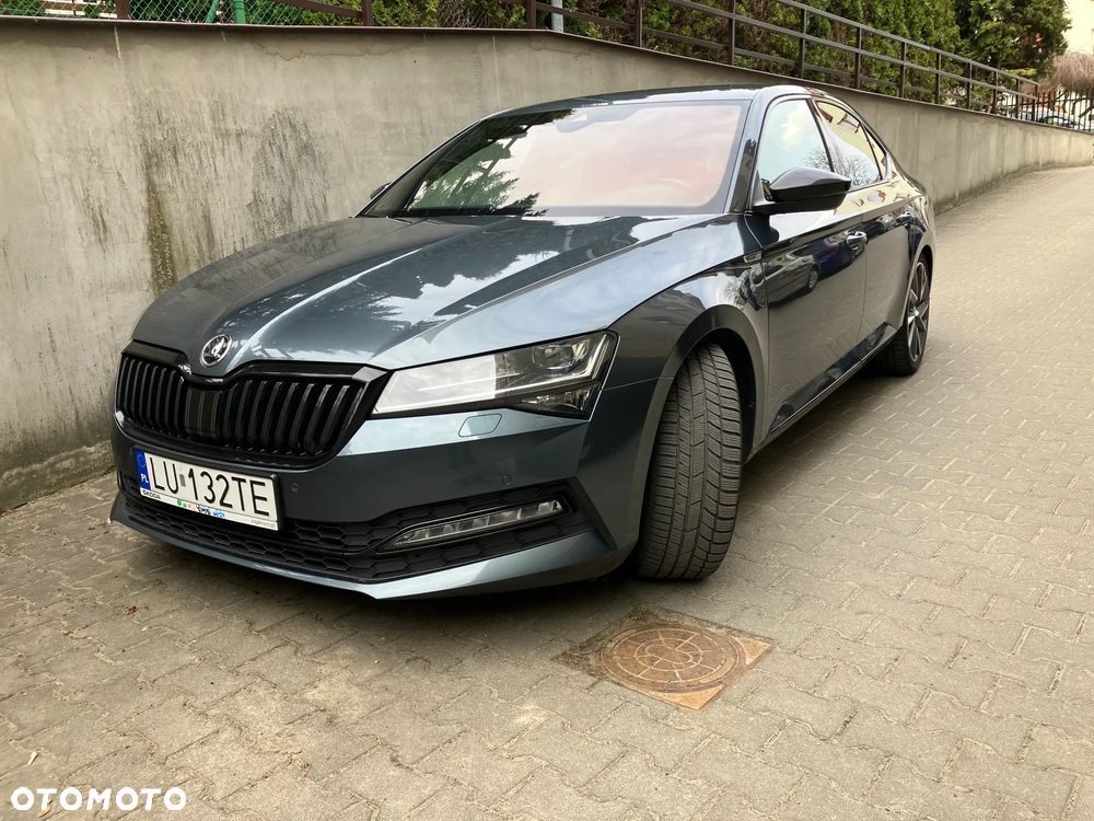 Skoda Superb 2.0 TDI SCR Sportline DSG - 4