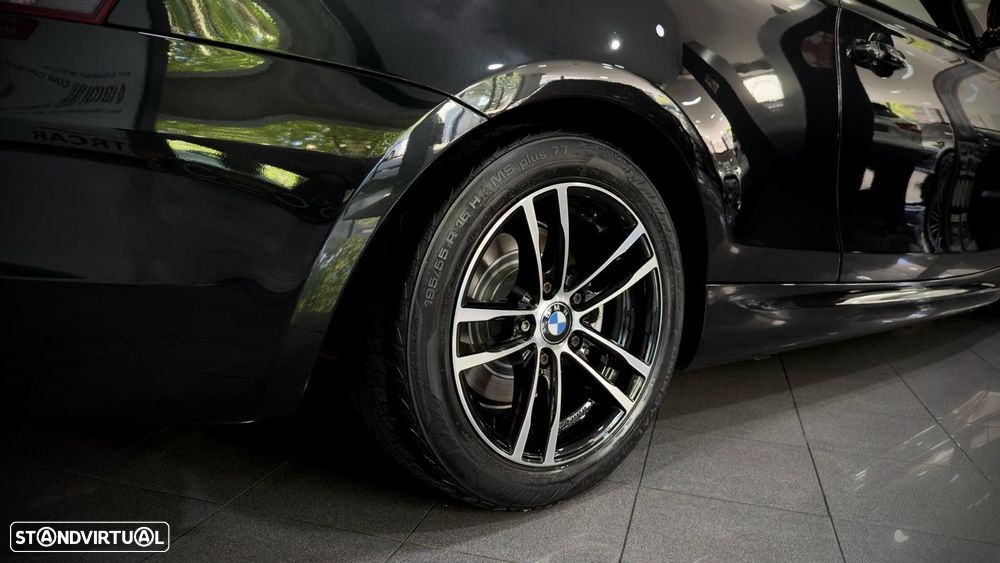 BMW 118 i Limited Edition Lifestyle c/ M Sport Pack - 15