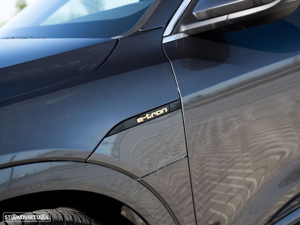 Audi e-tron Sportback 55 quattro S line - 22