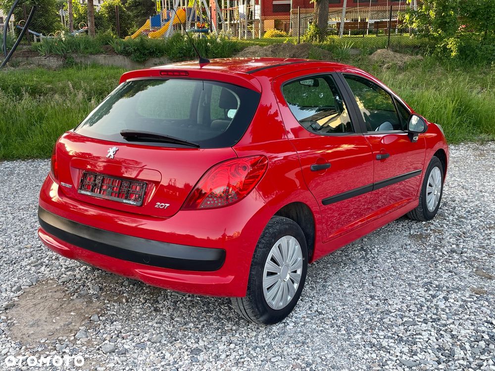 Peugeot 207 75 Filou - 12