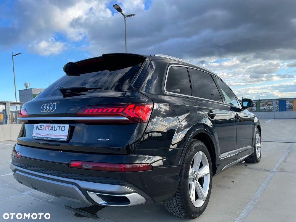 Audi Q7 - 7