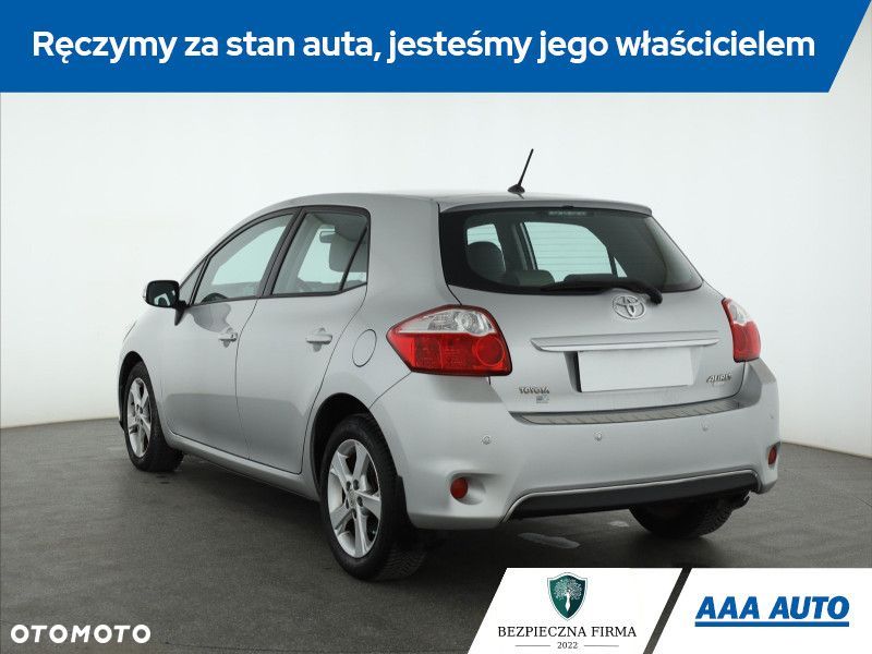 Toyota Auris - 6