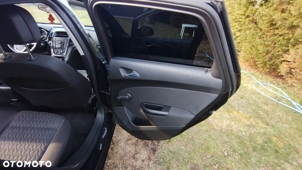 Opel Astra - 16