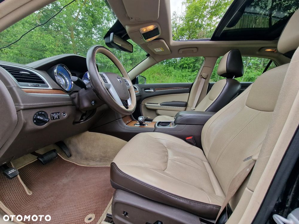 Lancia Thema 3.6 Executive - 30