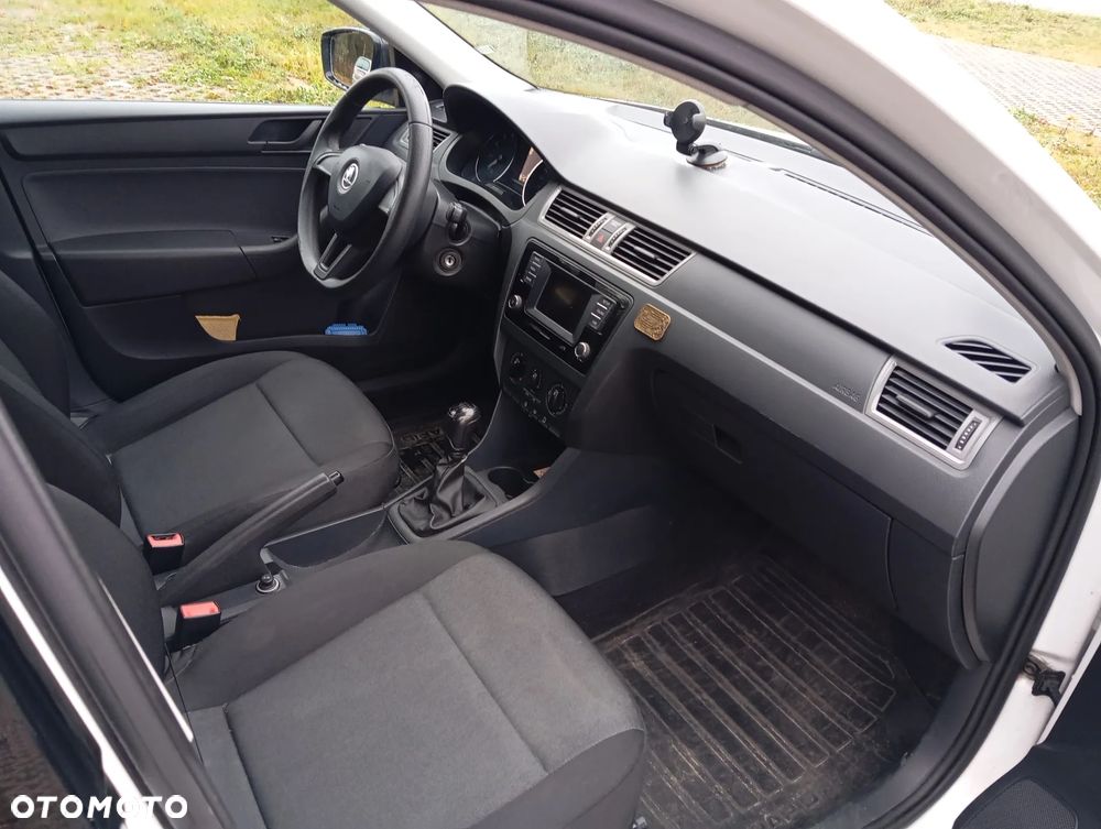 Skoda RAPID Spb 1.2 TSI Active - 6