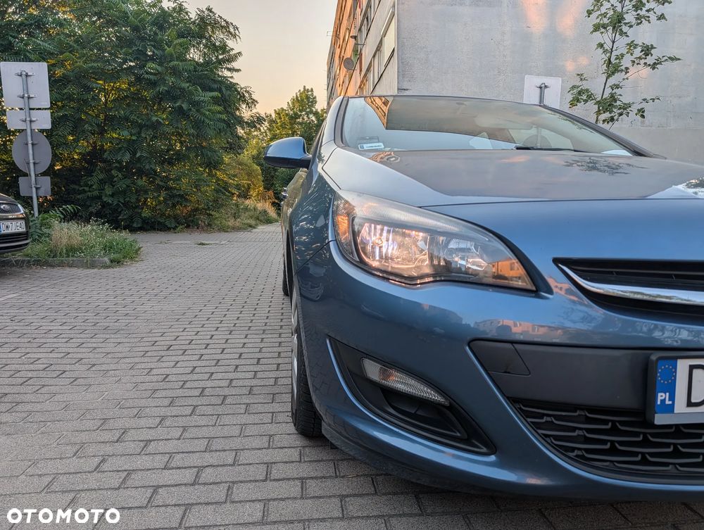 Opel Astra 1.4 T Active EU6 - 8